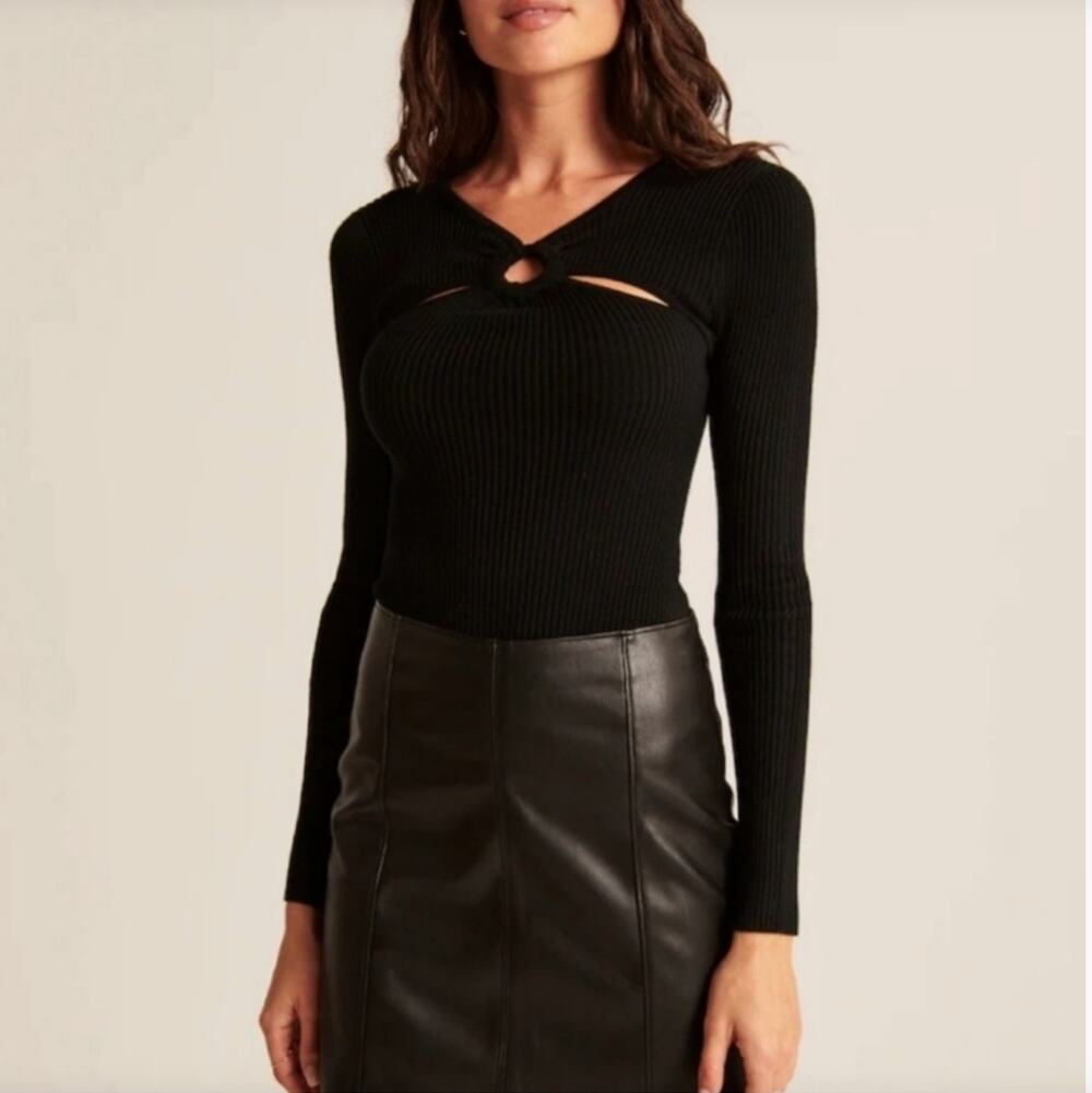 Abercrombie & Fitch Black Ribbed Cutout Long Sleeve Bodysuit // S